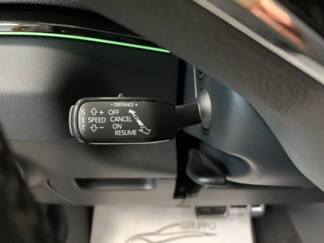 SKODA Karoq usata, con Sistema di chiamata d