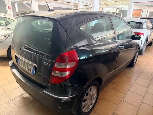 MERCEDES-BENZ A 180 usata, con Airbag
