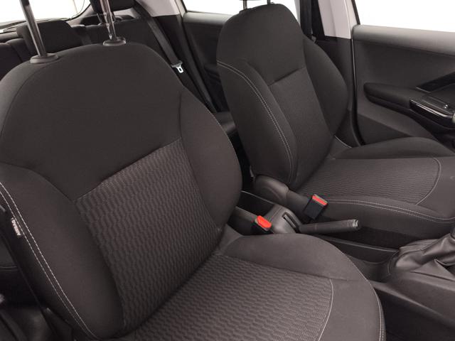 PEUGEOT 208 usata, con Monitoraggio pressione pneumatici