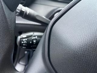 PEUGEOT 208 usata, con Park Distance Control