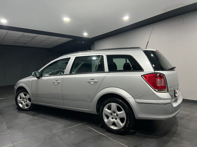 OPEL Astra usata, con Autoradio
