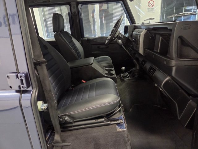 LAND ROVER Defender usata, con Pneumatici da neve