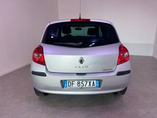 RENAULT Clio usata 8