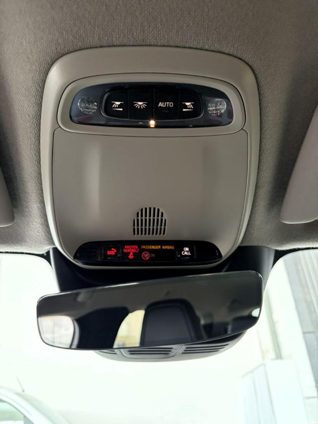 VOLVO XC40 usata, con Sedile posteriore sdoppiato