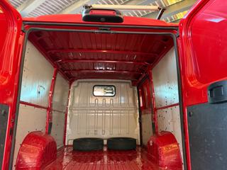 PEUGEOT Boxer usata, con ESP