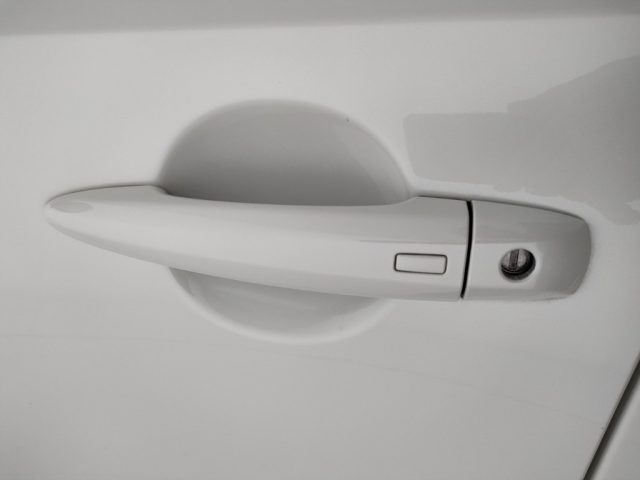 NISSAN Qashqai usata, con Luci diurne LED