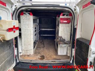 OPEL Combo usata, con Chiusura centralizzata