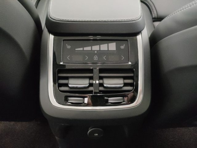 VOLVO XC90 usata, con Trazione integrale