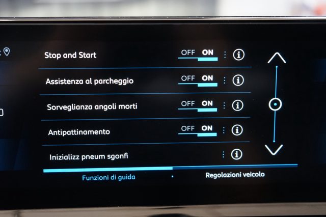 PEUGEOT 3008 usata, con Controllo trazione