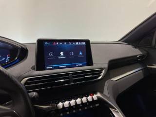 PEUGEOT 3008 usata, con Climatizzatore