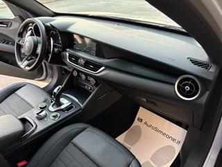 ALFA ROMEO Stelvio usata, con Fari Xenon