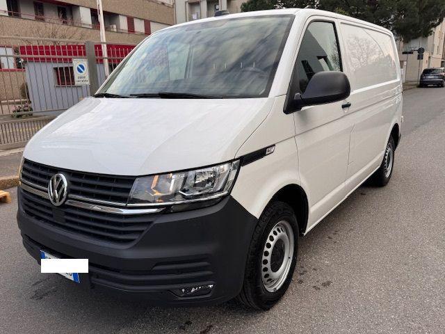 VOLKSWAGEN Transporter usata, con Autoradio digitale