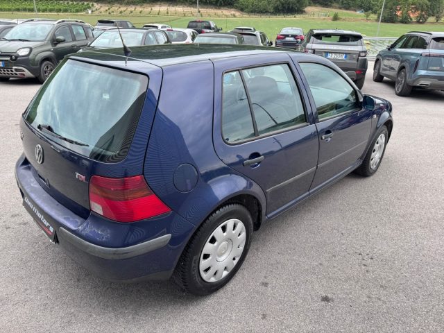 VOLKSWAGEN Golf usata, con Alzacristalli elettrici