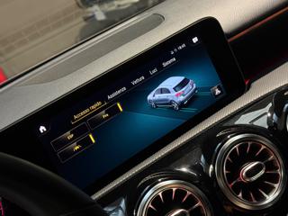 MERCEDES-BENZ A 180 usata, con Sedili riscaldati