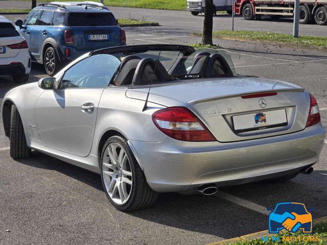 MERCEDES-BENZ SLK 200 usata, con Autoradio