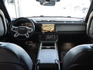 LAND ROVER Defender usata 23