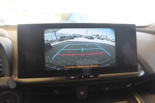 TOYOTA C-HR usata, con Autoradio digitale
