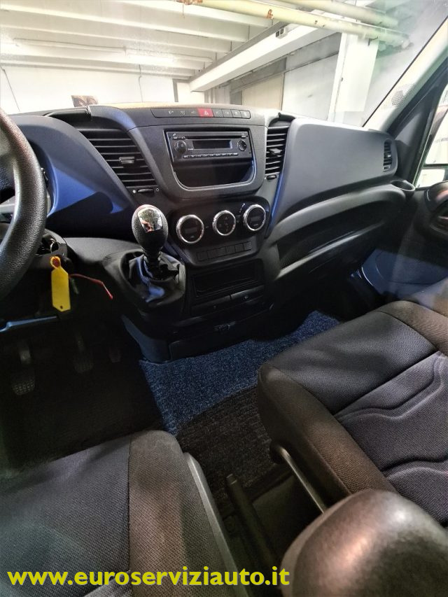 IVECO Daily usata 25