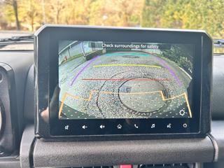 SUZUKI Jimny usata, con Touch screen