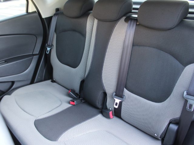 RENAULT Captur usata, con Volante in pelle