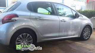 PEUGEOT 208 usata, con Autoradio