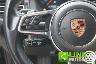 PORSCHE Macan usata, con Specchietti laterali elettrici