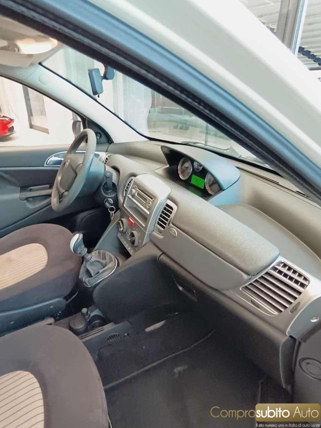 LANCIA Ypsilon usata 11