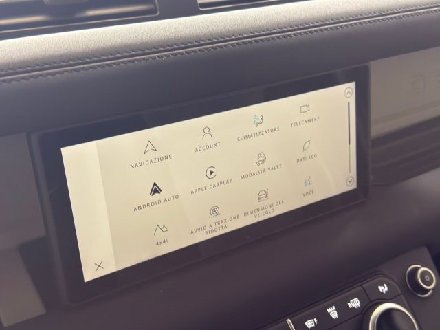 LAND ROVER Defender usata, con Bracciolo