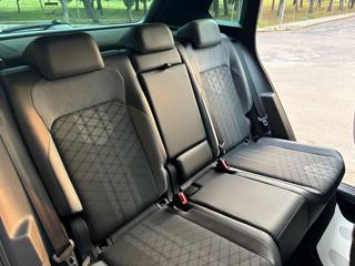 VOLKSWAGEN Tiguan usata, con USB