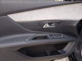 PEUGEOT 5008 usata, con Telecamera per parcheggio assistito