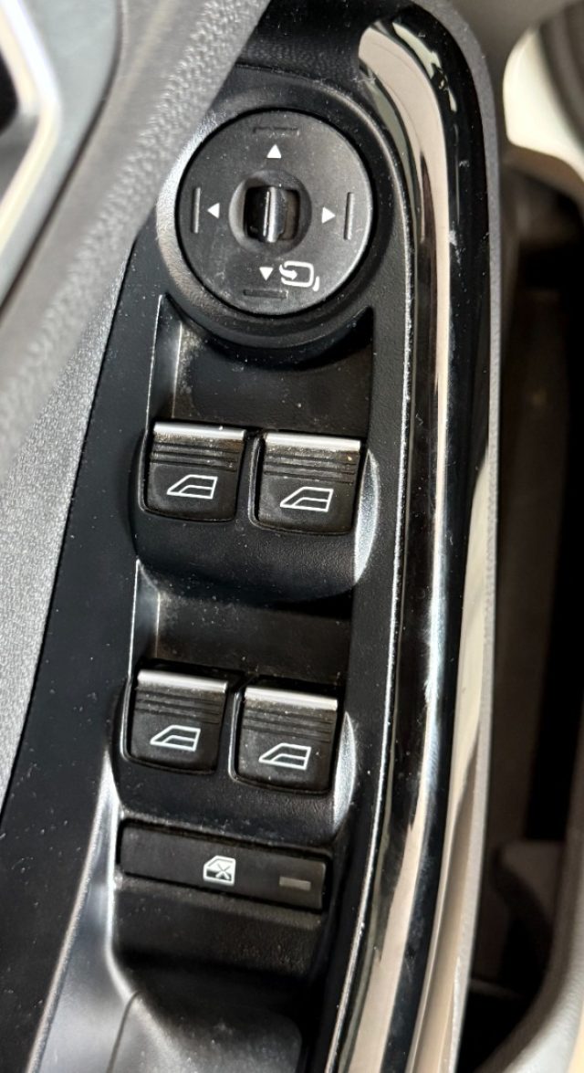 FORD Fiesta usata 23