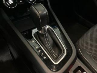 RENAULT Arkana usata, con Hill holder