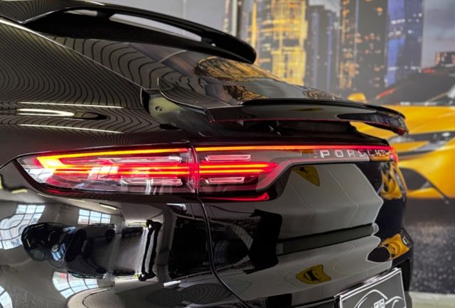 PORSCHE Cayenne usata, con Bluetooth