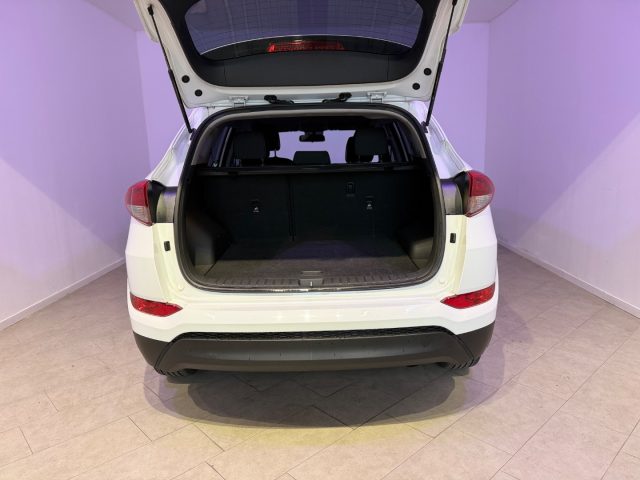 HYUNDAI Tucson usata 10