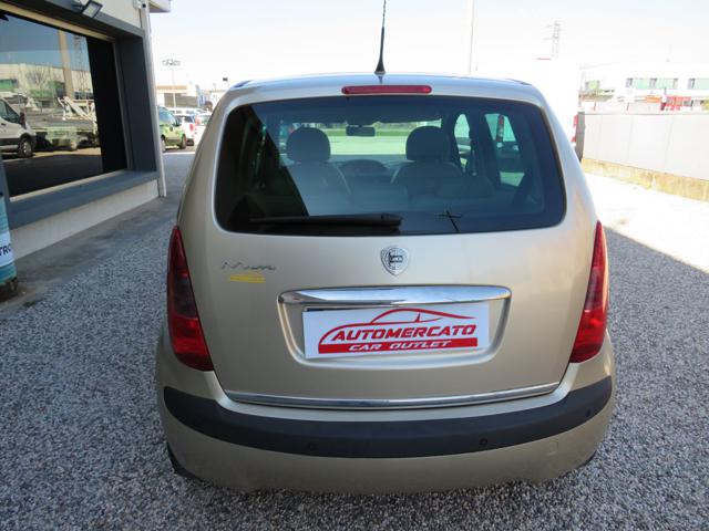 LANCIA MUSA usata, con Chiusura centralizzata