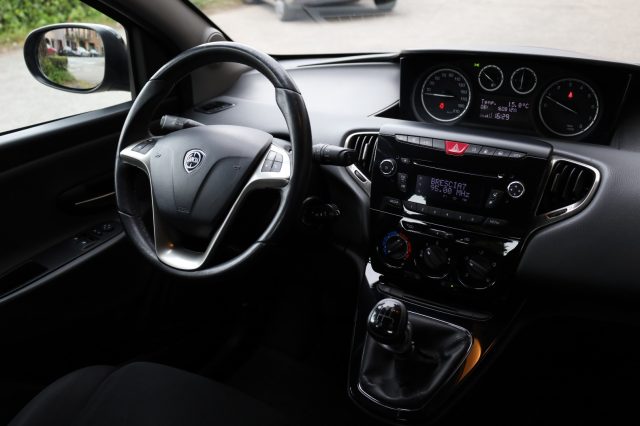 LANCIA Ypsilon usata 83