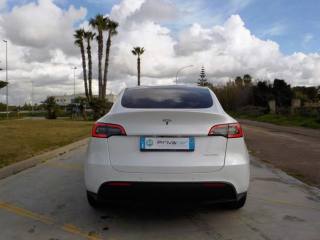 TESLA Model Y usata, con Autoradio
