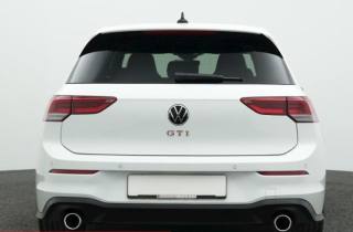 VOLKSWAGEN Golf usata, con Autoradio