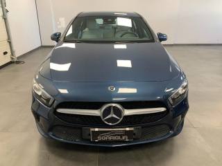MERCEDES-BENZ A 180 usata, con Frenata d