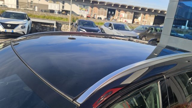 NISSAN Qashqai usata, con Vetri oscurati