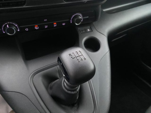 PEUGEOT Rifter usata, con USB