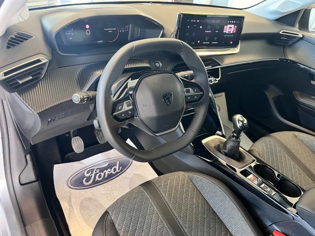 PEUGEOT 208 usata, con USB