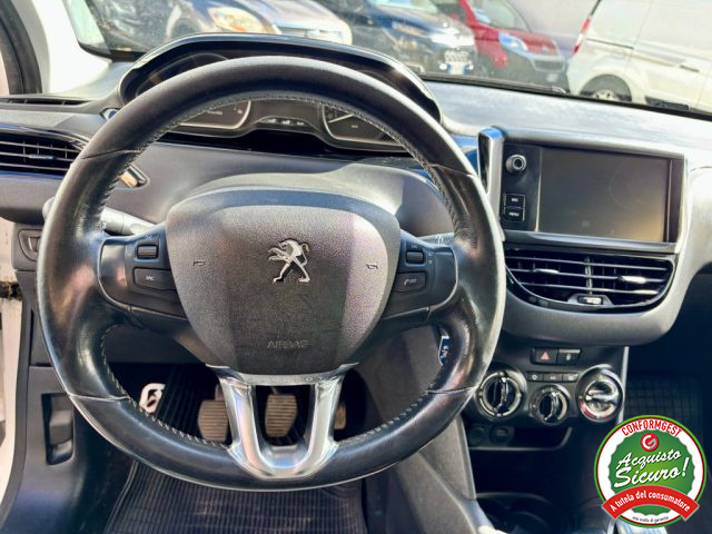 PEUGEOT 208 usata, con Boardcomputer