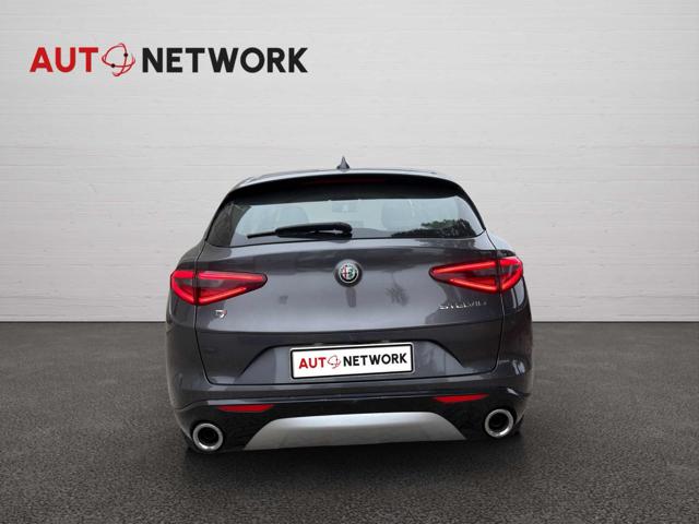 ALFA ROMEO Stelvio usata, con Autoradio