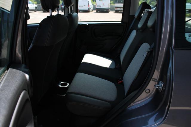 FIAT Panda Cross usata, con Controllo automatico clima