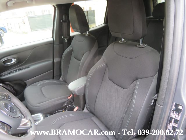 JEEP Renegade usata, con USB