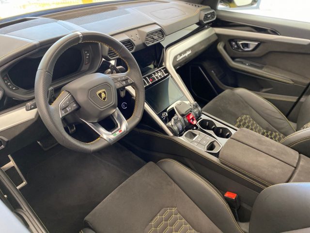 LAMBORGHINI Urus usata, con ESP