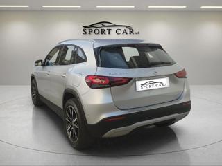MERCEDES-BENZ GLA 180 usata, con Cerchi in lega