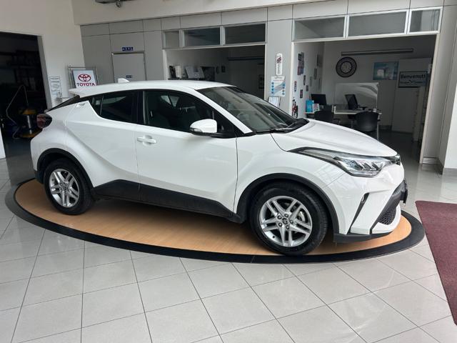 TOYOTA C-HR usata, con Autoradio