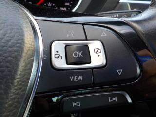 VOLKSWAGEN Tiguan usata, con USB